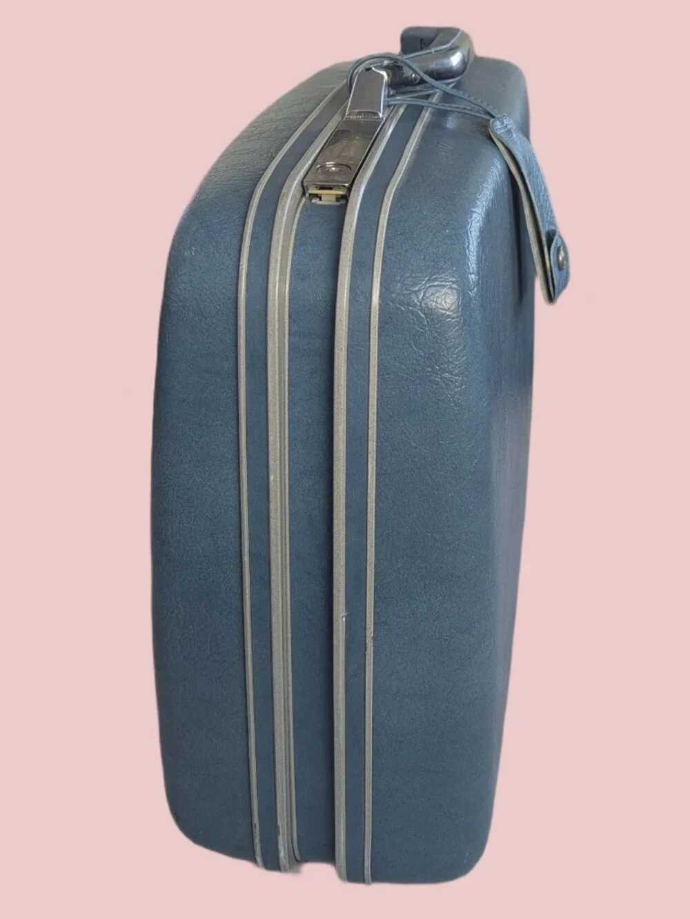 Vintage Hardshell Samsonite Suitcase